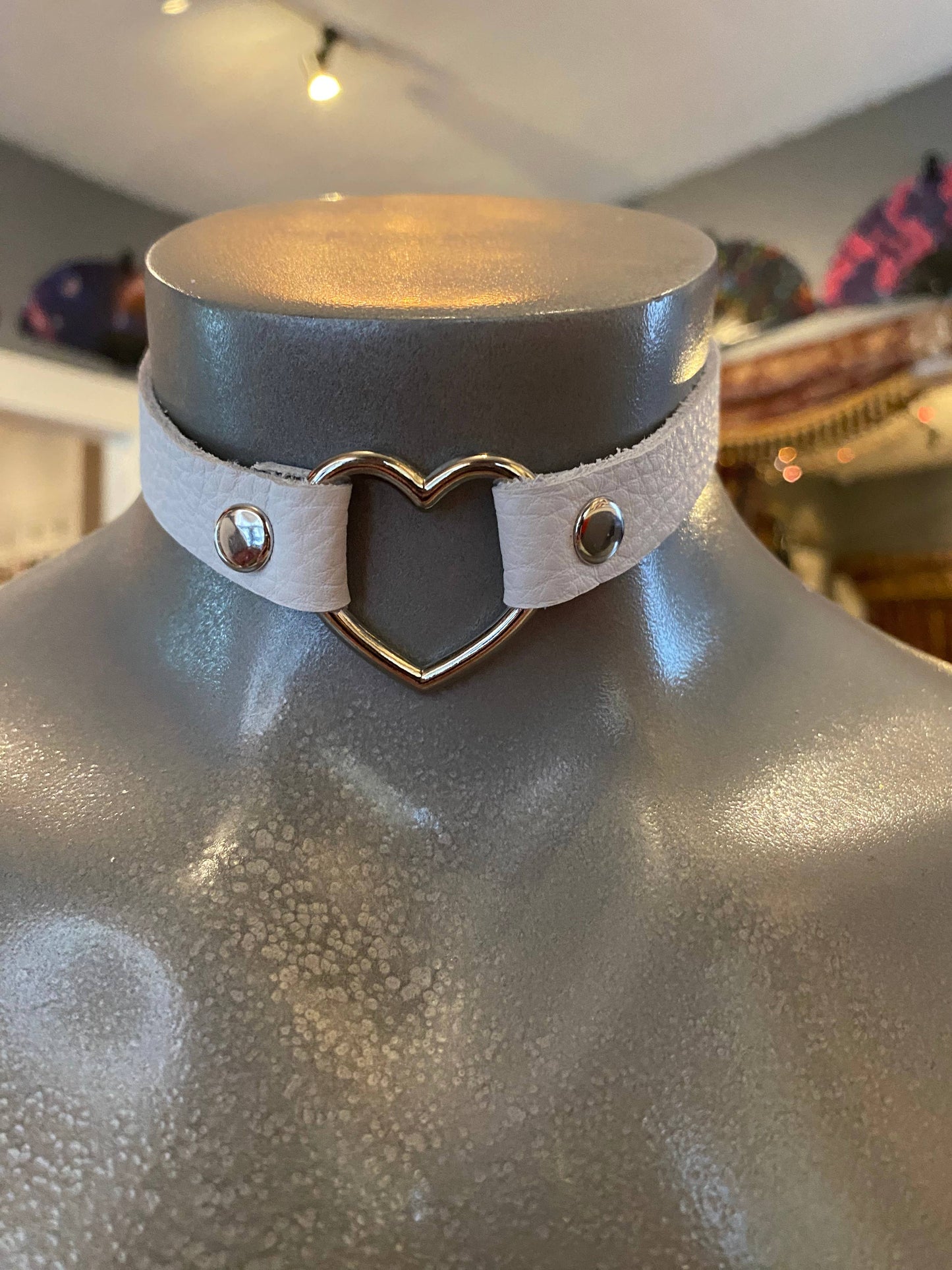 Heart Ring Leather Choker Collar