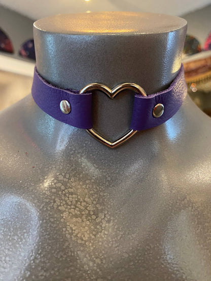 Heart Ring Leather Choker Collar